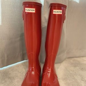 Hunter Gloss Rain Boots